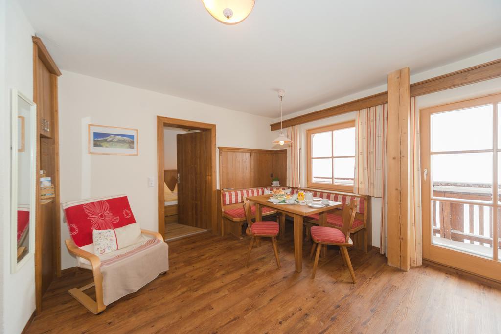Apartament Gloesalm Ramsau am Dachstein Pokój zdjęcie