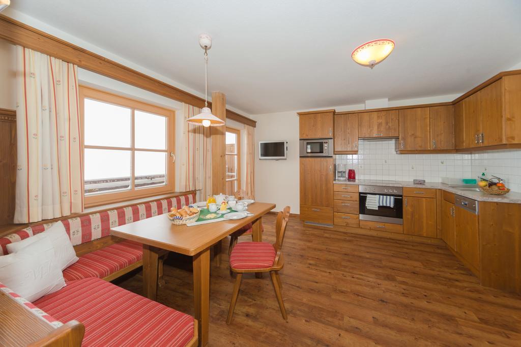 Apartament Gloesalm Ramsau am Dachstein Pokój zdjęcie